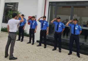 giá thuê bảo vệ giữ xe