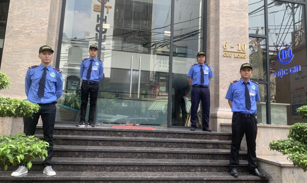 Những lỗi thường gặp trong nghiệp vụ bảo vệ và cách tránh 9 Bảo vẹ kho hàng Tùng Sơn