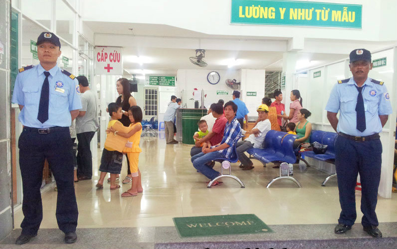 Báo giá dịch vụ bảo vệ bệnh viện - Bảo vệ Tùng Sơn 6 công việc bảo vệ phòng khám
