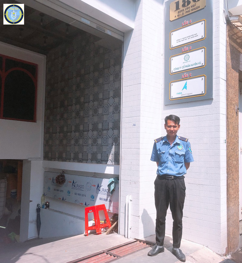 Top 5 công ty bảo vệ khu dân cư chuyên nghiệp tphcm 6 Dịch-vụ-bảo-vệ-văn-phòng-công-ty-chuyên-nghiệp