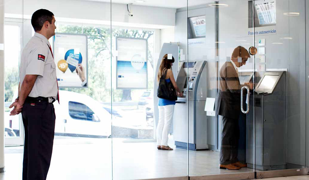 Tùng Sơn - Công Ty Bảo Vệ Ngân Hàng Chuyên Nghiệp Quận 3